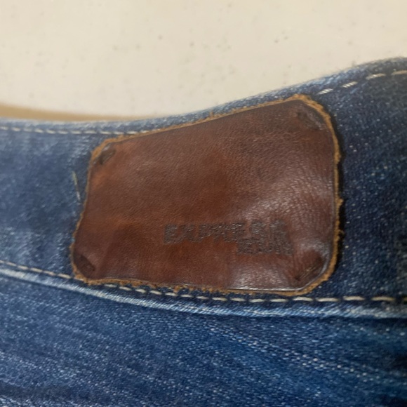 Express Jeans - Picture 3 of 4